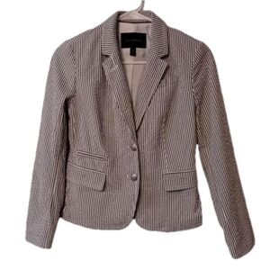 Banana Republic  Grey/White Stripe Seersucker Shrunken Schoolboy 2 Button Blazer